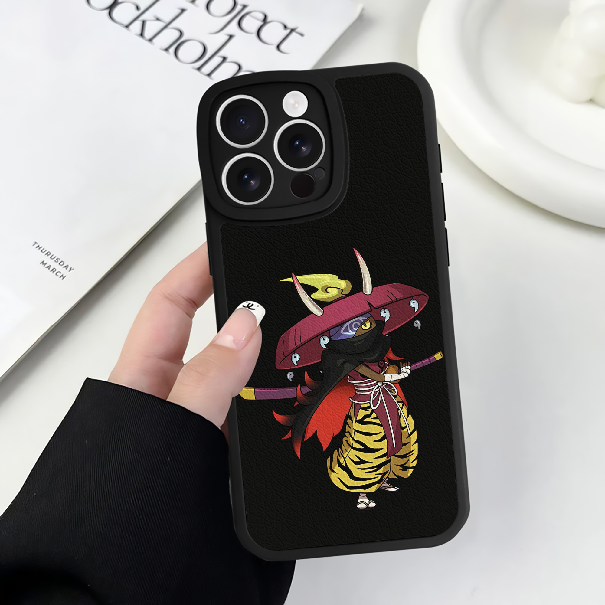 （画像用） 妖怪ウォッチ Yo-kai Watch 【iPhone 16シリーズ対応】シリコンスマホケース（レザー調） 材質：シリコン